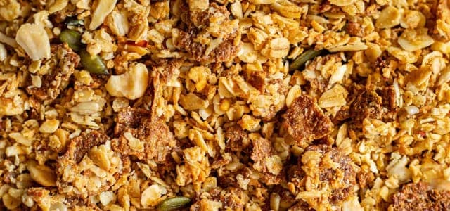 Chilli Tahini Granola